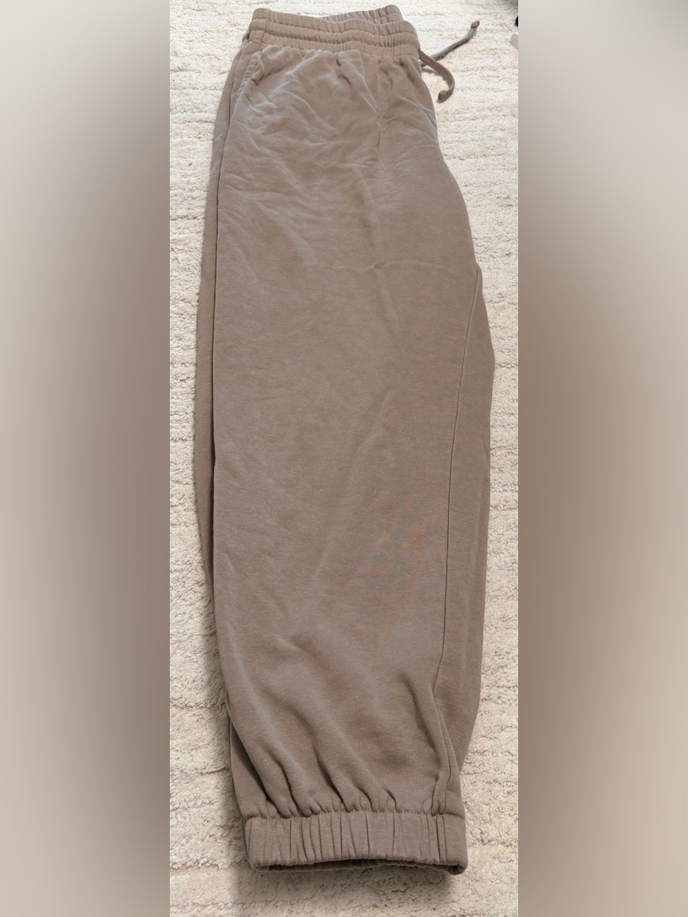 ✨Gap Sweats in Taupe